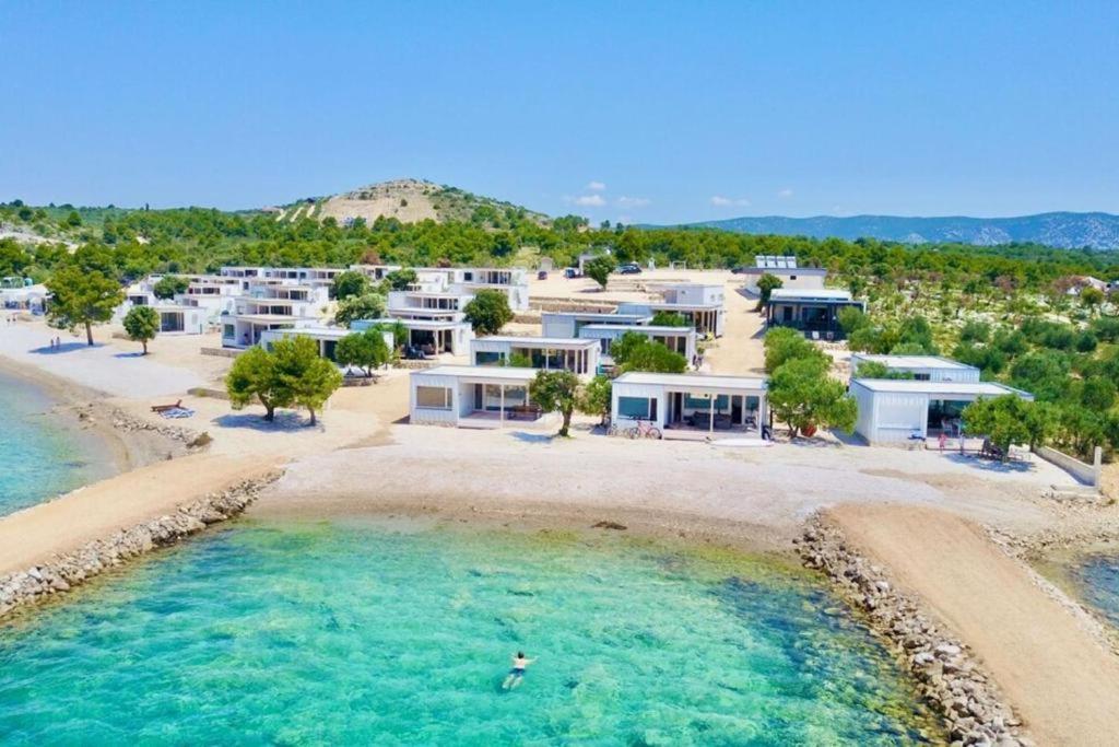 Buqez Resort, Vila 51 Drage Exterior foto